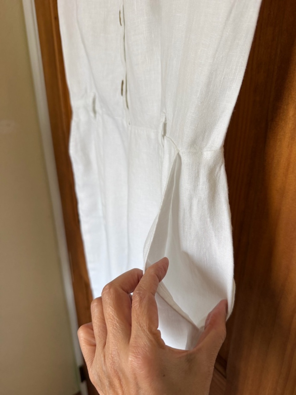 Vince Camuto 100% linen White Sleeveless One-Piece Jumpsuit - Picture 2 of 10
